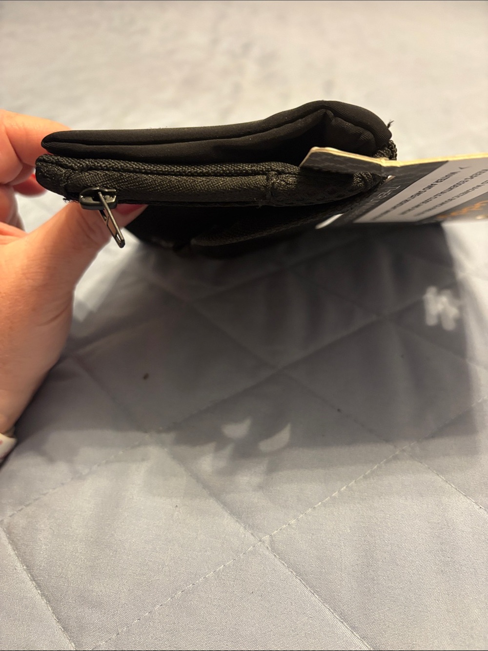 XL Magnetic Waist Pouch – Black - Picture 4 of 5
